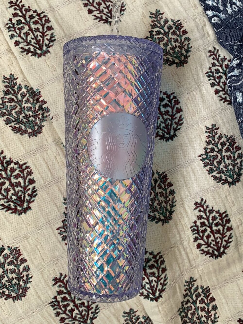 Starbucks Holiday 2022 Iridescent Unicorn Jewel Venti Tumbler (16 oz)